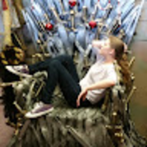 Meet your Posher, Erin - Picture 1 of 1